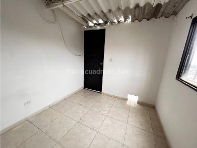 Apartamento de 2 alcobas en arriendo en Cucaracho, Medellín, 45 m² · foto 3 de 11