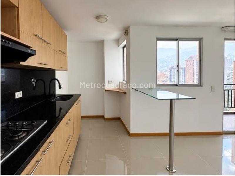 Comfortable 3BR Apartment in Suramérica, Itagüí - 2