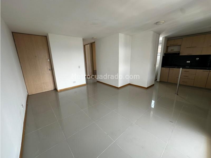 Comfortable 3BR Apartment in Suramérica, Itagüí - 4