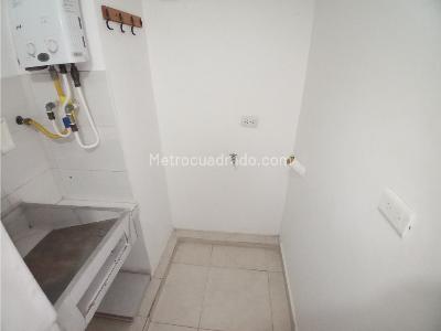 Apartamento de 1 alcoba en venta en La Mansión, Medellín, 30 m² · foto 5 de 11