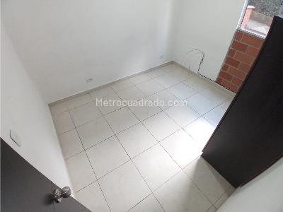 Apartamento de 1 alcoba en venta en La Mansión, Medellín, 30 m² · foto 7 de 11