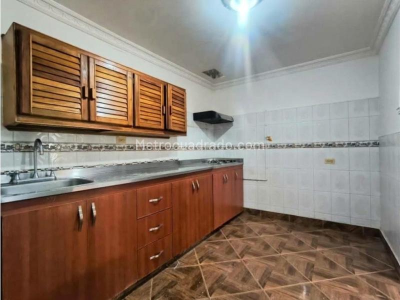 Spacious 3BR House in Fátima, Itagüí - 3