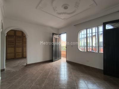 Casa de 3 alcobas en arriendo en Fatima, Itagüí, 220 m² · foto 5 de 20