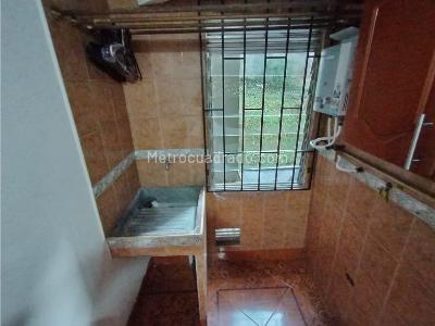 Apartamento de 3 alcobas en venta en Buenos Aires, Medellín, 50 m² · foto 3 de 18