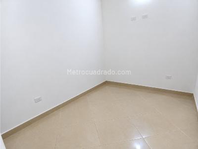 Apartamento de 3 alcobas en arriendo en Belen San Bernardo, Medellín, 120 m² · foto 2 de 11