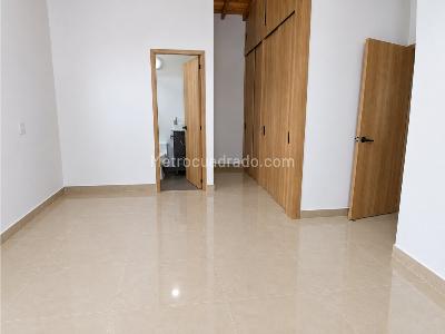 Apartamento de 3 alcobas en arriendo en Belen San Bernardo, Medellín, 120 m² · foto 5 de 11