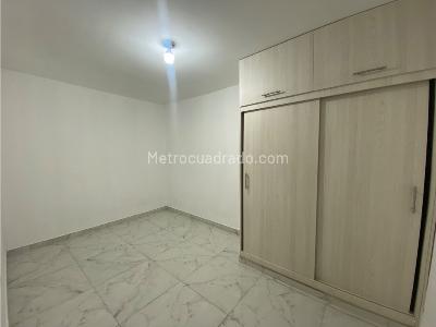 Casa de 3 alcobas en arriendo en La América, Medellín, 70 m² · foto 4 de 6