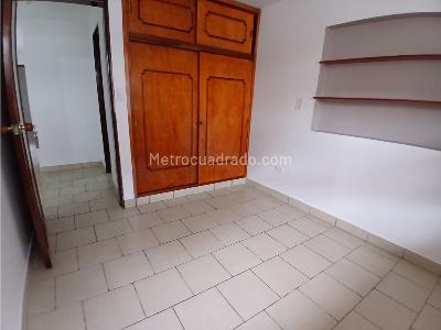 Apartamento de 3 alcobas en arriendo en Belen San Bernardo, Medellín, 120 m² · foto 8 de 18