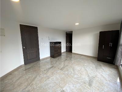 Apartaestudio en arriendo en Castropol, Medellín, 30 m² · foto 2 de 6