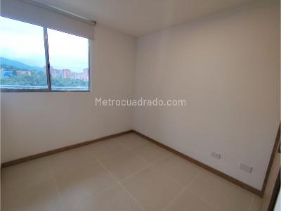 Apartamento de 2 alcobas en arriendo en Robledo San German, Medellín, 72 m² · foto 11 de 15