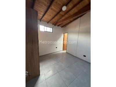 Apartamento de 2 alcobas en arriendo en La Colina, Medellín, 55 m² · foto 4 de 10