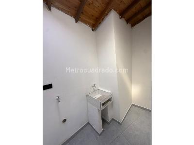 Apartamento de 2 alcobas en arriendo en La Colina, Medellín, 55 m² · foto 10 de 10