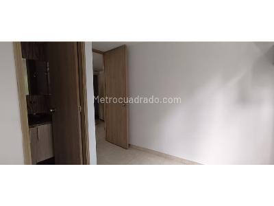 Apartamento de 2 alcobas en arriendo en La Pradera, Medellín, 50 m² · foto 3 de 8