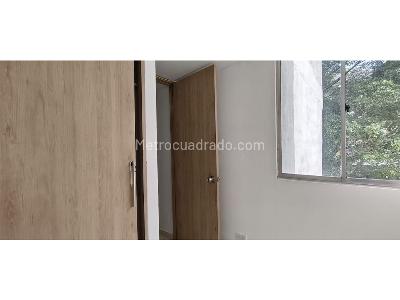Apartamento de 2 alcobas en arriendo en La Pradera, Medellín, 50 m² · foto 5 de 8