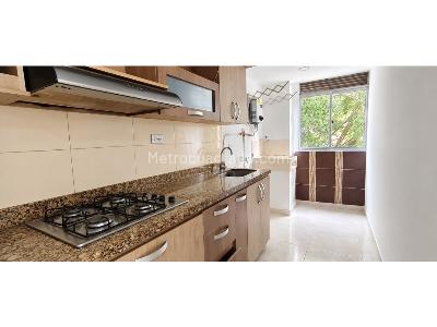 Apartamento de 2 alcobas en arriendo en La Pradera, Medellín, 50 m² · foto 1 de 8