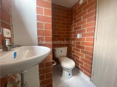 Apartaestudio en arriendo en Cristobal, Medellín, 32 m² · foto 4 de 6