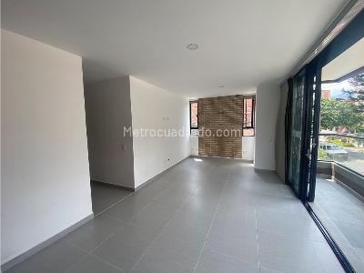 Apartamento de 3 alcobas en arriendo en La Castellana, Medellín, 91 m² · foto 7 de 13