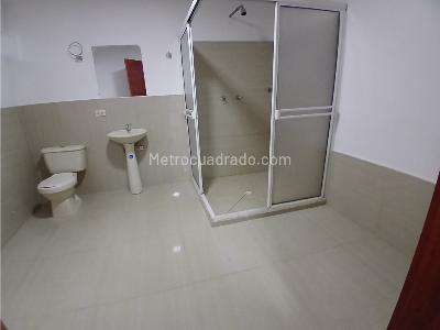 Apartamento de 3 alcobas en arriendo en Belen San Bernardo, Medellín, 75 m² · foto 6 de 9