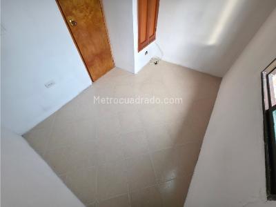 Apartamento de 2 alcobas en arriendo en Cataluña, Medellín, 68 m² · foto 11 de 16