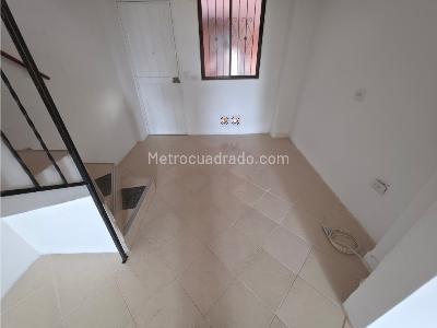 Apartamento de 2 alcobas en arriendo en Cataluña, Medellín, 68 m² · foto 5 de 16
