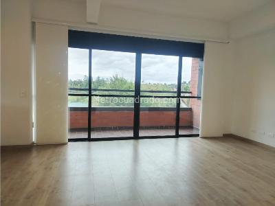 Apartamento de 3 alcobas en arriendo en El Porvenir, Rionegro, 90 m² · foto 2 de 17