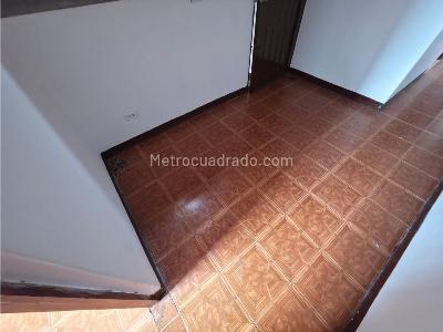 Apartamento de 3 alcobas en arriendo en Versalles, Medellín, 64 m² · foto 3 de 17