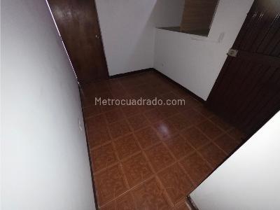 Apartamento de 3 alcobas en arriendo en Versalles, Medellín, 64 m² · foto 4 de 17
