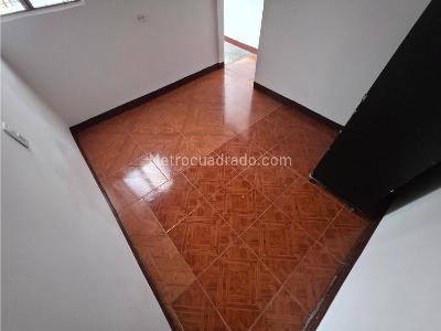 Apartamento de 3 alcobas en arriendo en Versalles, Medellín, 64 m² · foto 9 de 17