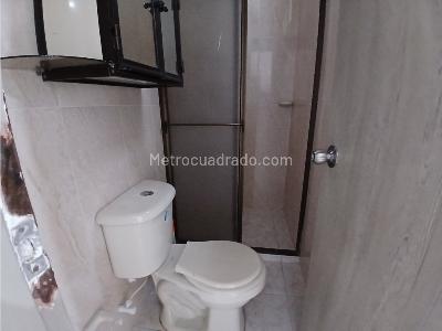 Casa de 4 alcobas en arriendo en Belén, Medellín, 190 m² · foto 15 de 16