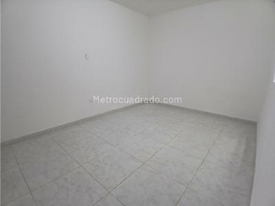 Casa de 4 alcobas en arriendo en Belén, Medellín, 190 m² · foto 5 de 16