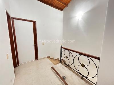 Casa de 4 alcobas en arriendo en Robledo Pilarica, Medellín, 110 m² · foto 15 de 20