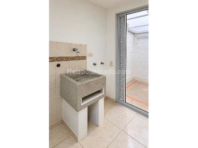 Casa de 4 alcobas en arriendo en Robledo Pilarica, Medellín, 110 m² · foto 20 de 20
