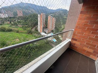 Apartamento de 3 alcobas en arriendo en Norte America, Bello, 74 m² · foto 14 de 14