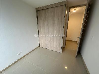 Apartamento de 3 alcobas en arriendo en Norte America, Bello, 74 m² · foto 6 de 14