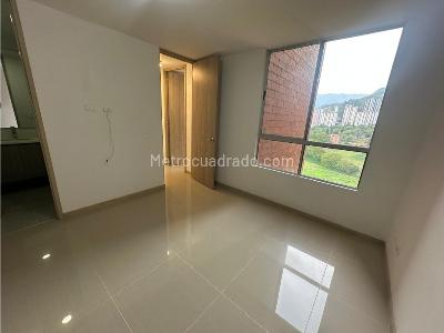 Apartamento de 3 alcobas en arriendo en Norte America, Bello, 74 m² · foto 8 de 14