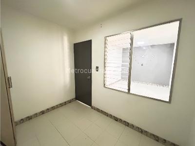 Casa de 3 alcobas en arriendo en Castilla, Medellín, 60 m² · foto 9 de 12