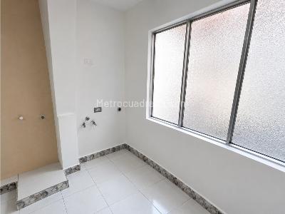 Casa de 3 alcobas en arriendo en Castilla, Medellín, 60 m² · foto 10 de 12