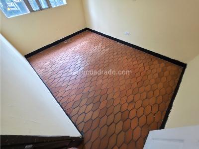 Casa de 3 alcobas en arriendo en Manrique Oriental, Medellín, 86 m² · foto 5 de 19