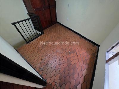 Casa de 3 alcobas en arriendo en Manrique Oriental, Medellín, 86 m² · foto 9 de 19