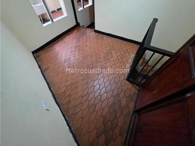 Casa de 3 alcobas en arriendo en Manrique Oriental, Medellín, 86 m² · foto 10 de 19