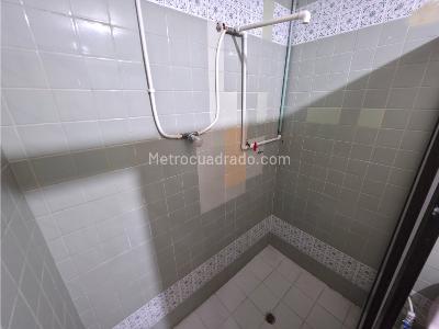 Casa de 3 alcobas en arriendo en Manrique Oriental, Medellín, 86 m² · foto 15 de 19