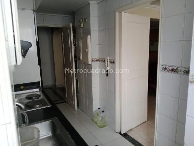 Apartamento de 3 alcobas en venta en Santa Barbara Central, Bogotá, 156 m² · foto 10 de 16