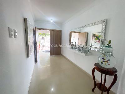 Casa en venta en El Poblado, Barranquilla · foto 2 de 20