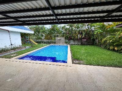 Casa de 3 alcobas en arriendo en Condominio Palma Real, Villavicencio, 760 m² · foto 4 de 7