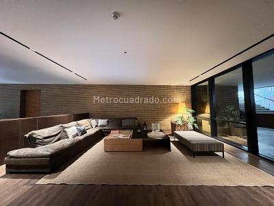 Apartamento de 2 alcobas en venta en Santa Maria Reserva Urbana, Bogotá, 198 m² · foto 3 de 20
