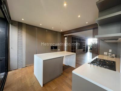 Apartamento de 2 alcobas en venta en Santa Maria Reserva Urbana, Bogotá, 198 m² · foto 6 de 20