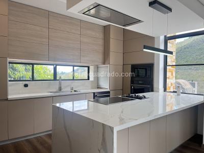 Casa de 4 alcobas en venta en La Calera, La Calera, 652 m² · foto 10 de 20