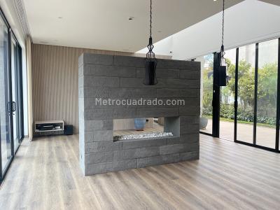 Casa de 4 alcobas en venta en La Calera, La Calera, 652 m² · foto 5 de 20