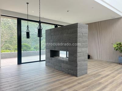 Casa de 4 alcobas en venta en La Calera, La Calera, 652 m² · foto 6 de 20