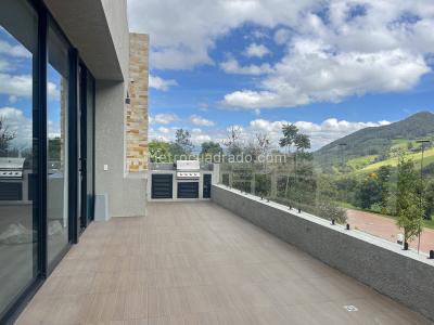 Casa de 4 alcobas en venta en La Calera, La Calera, 652 m² · foto 9 de 20